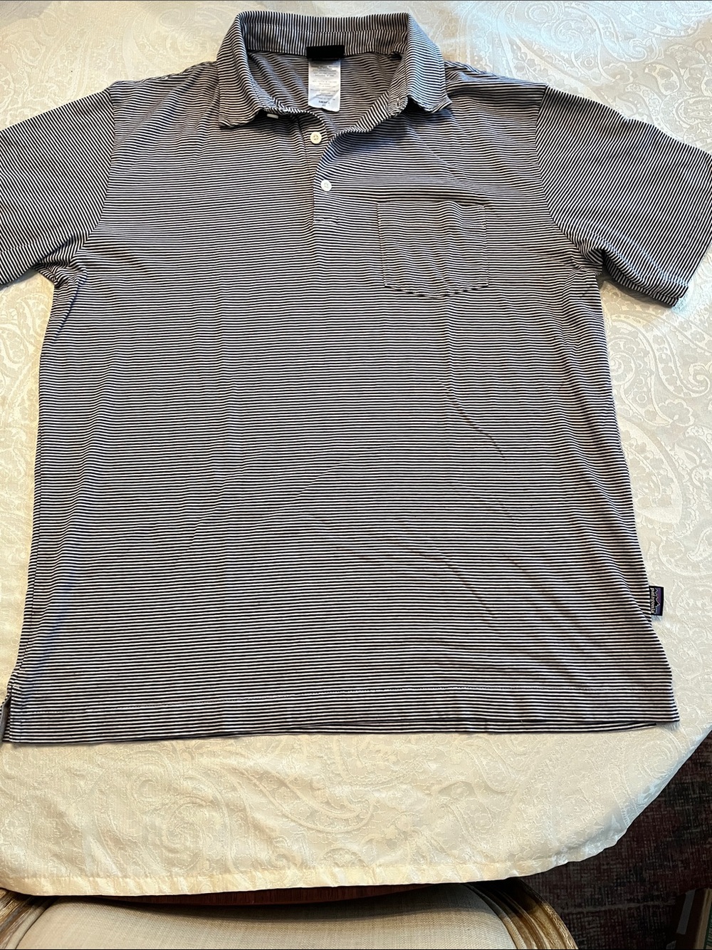 Patagonia Men's Navy and White Micro-Stripe Polo Organic Cotton Medium